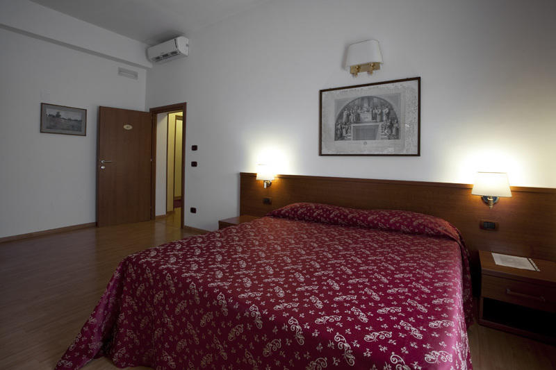 Domus Appia 154 B&B Rome Room photo