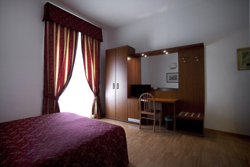 Domus Appia 154 B&B Rome Room photo